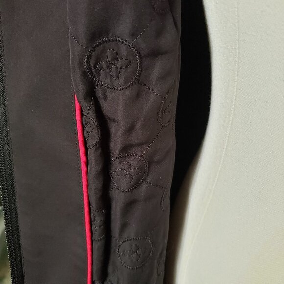 Kristen Blake black trench coat w/ red detail | Size Small - Picture 11 of 16